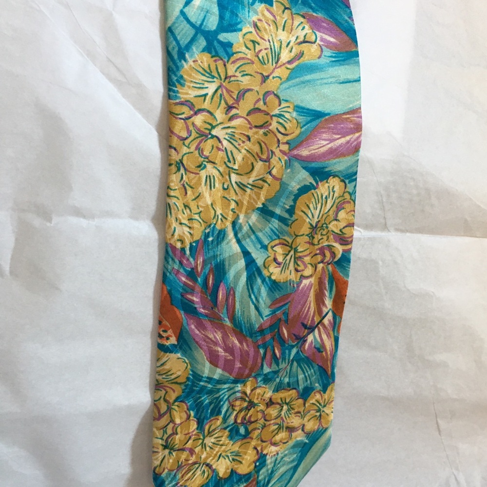Charleston Tie Rack - Picture 6 of 7